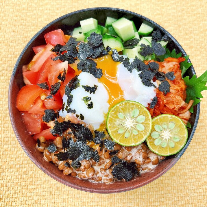 5分で作れる?!韓国風★サラダ納豆丼
